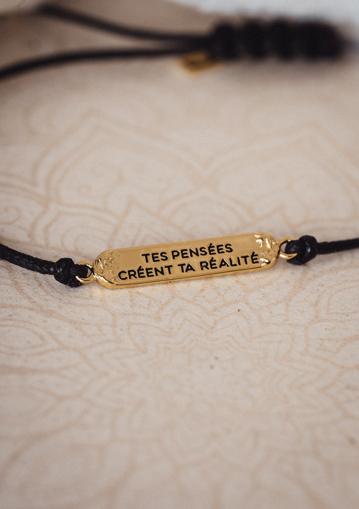 Bracelet "Tes Pensées Créent Ta Réalité" - Manifestation